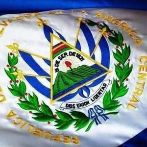 Meet your Posher, Estela r